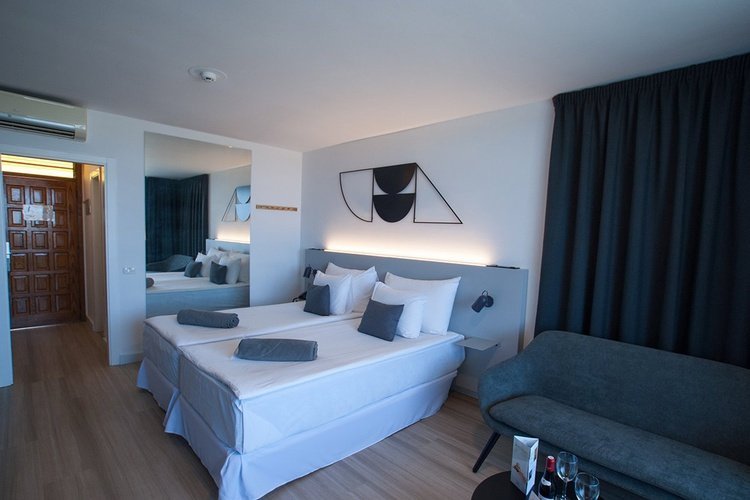 Junior suite meerblick coral suites & spa playa de las américas Junior suite meerblick coral suites & spa playa de las américas