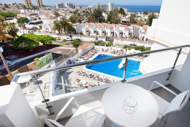 Junior suite mit poolblick coral ocean view hotel costa adeje Junior suite mit poolblick coral ocean view hotel costa adeje