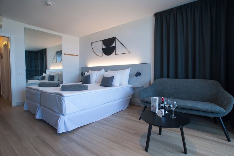 Junior suite meerblick coral suites & spa playa de las américas Junior suite meerblick coral suites & spa playa de las américas