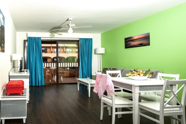 Coral classic suite appartment mit 1 zimmer höhere etage mit meerblick-poolblick coral los alisios hotel los cristianos Coral classic suite appartment mit 1 zimmer höhere etage mit meerblick-poolblick coral los alisios hotel los cristianos