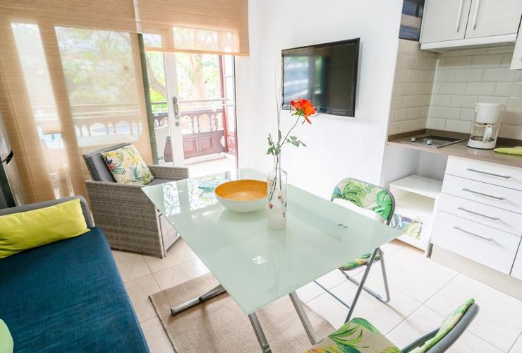 Superior Junior Suite (Ahul) Apartamentos Coral Teide Mar Puerto de la Cruz Superior Junior Suite (Ahul) Apartamentos Coral Teide Mar Puerto de la Cruz