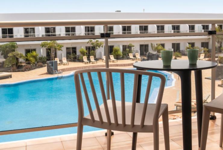 Doppelzimmer mit Poolblick Coral Cotillo Beach Hotel El Cotillo Doppelzimmer mit Poolblick Coral Cotillo Beach Hotel El Cotillo